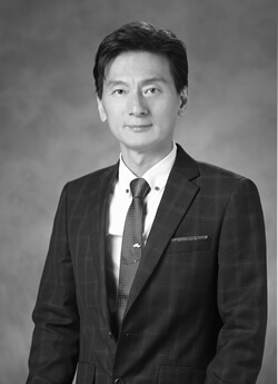 公演企画チーム長 パク・ジョンウォン